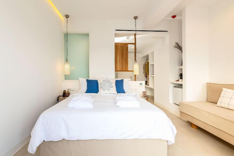 Bluetopia Bed & Breakfast 4*